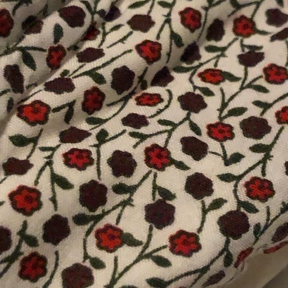 Button down - Picture 3 of 3